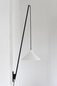 Seam Seinävalaisin Musta / Valkoinen 100 cm