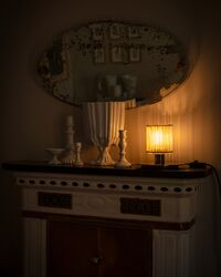 In the Sun 220 Table Lamp Silver / Gold Mesh