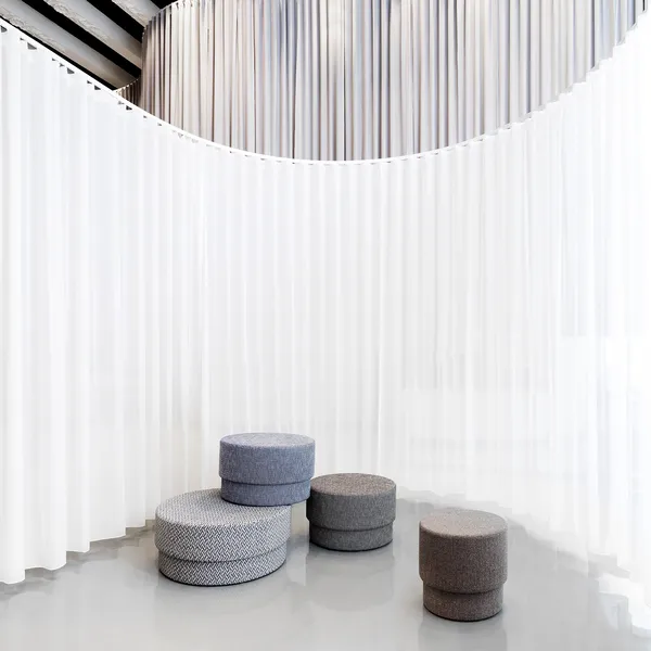 Silo Pouf Small Puff Svart