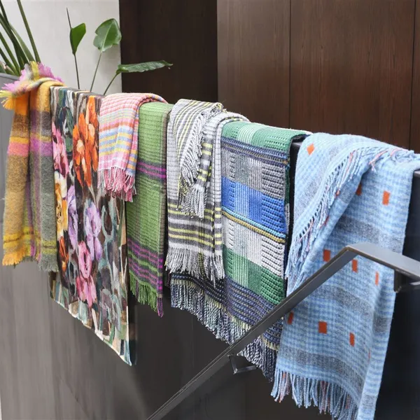 Tasara Plaid 130x190 cm Cobalt