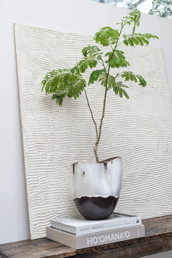 By Hand Vaasi Luonnonvalkoinen 245 cm