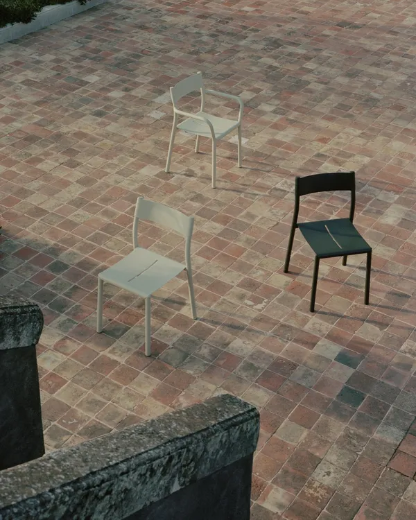 May Chair Outdoor Steel Dark Green