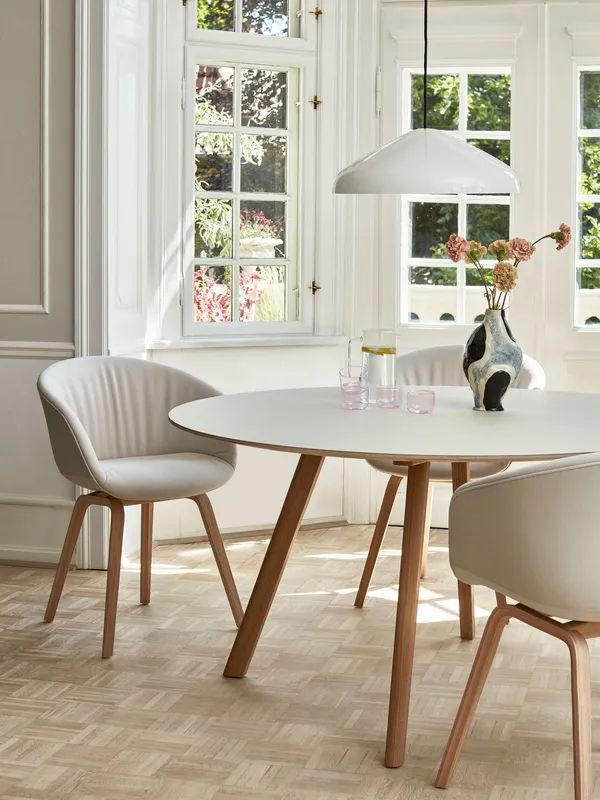 CPH 25 2.0 Bord Ø140x74 cm Vattenbaserad Lackad Ek / Off-white Linoleum