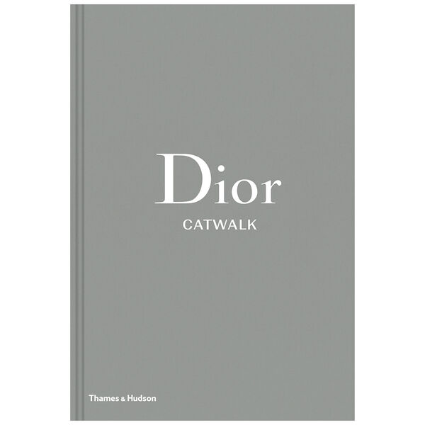 Dior Catwalk Kirja