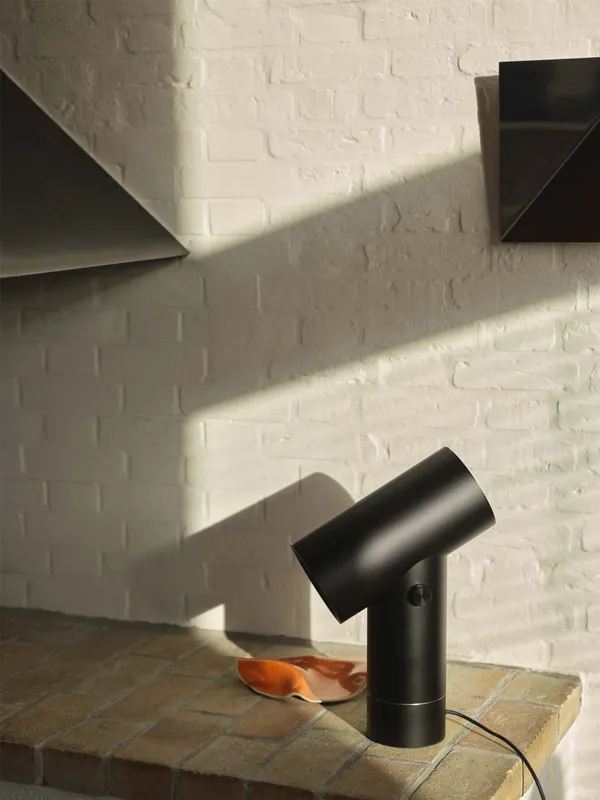 Beam Bordlampe 45 cm Sort