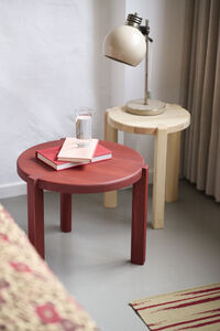 D108 Ragnesminde Soffbord Carmine Red