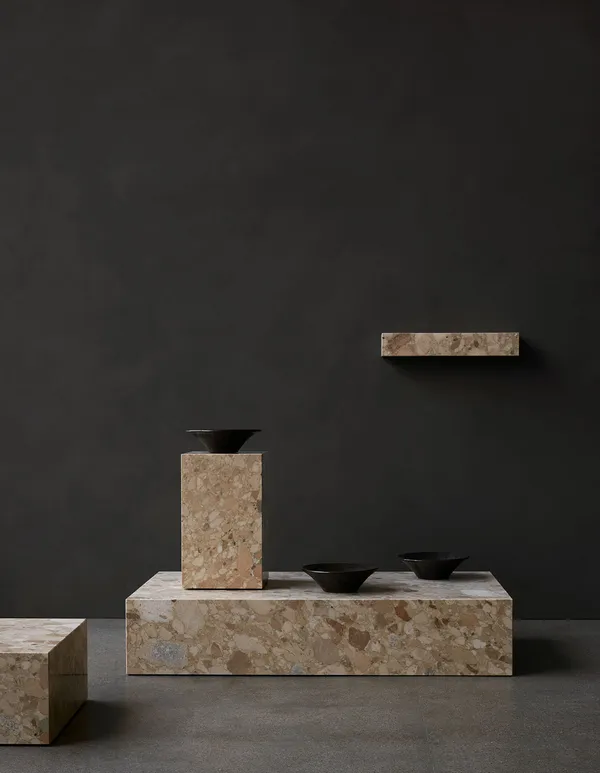 Plinth Tall Sivupöytä 51x30 cm Kunis Breccia Marmori