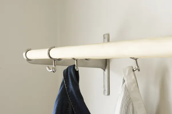 Nostalgi Hat Rack/Shoe Rack Aluminium Fittings Hattehylde Fremstillet af birk Fremstillet af genanvendt aluminium Aluminium Birk