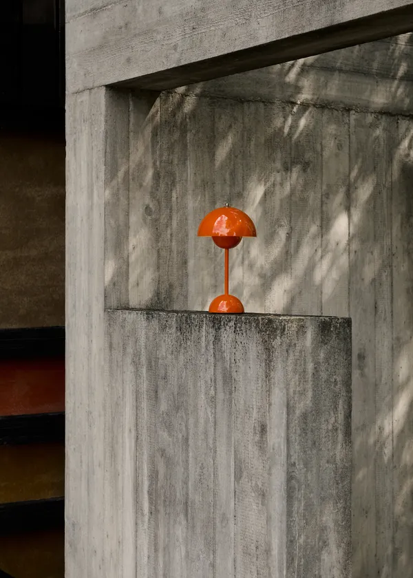 Flowerpot VP9 Bordlampe Bærbar Zesty Orange