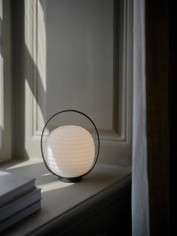 Lantern Portabel Lampe Hvit
