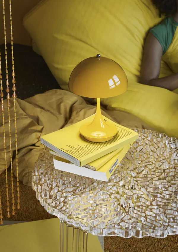 Panthella 160 Bordlampe Bærbar V3 Opaque Yellow