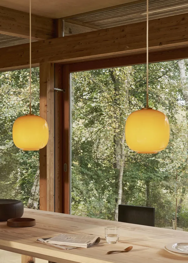 VL45 Radiohus Pendel 250 mm Messing / Glossy Amber