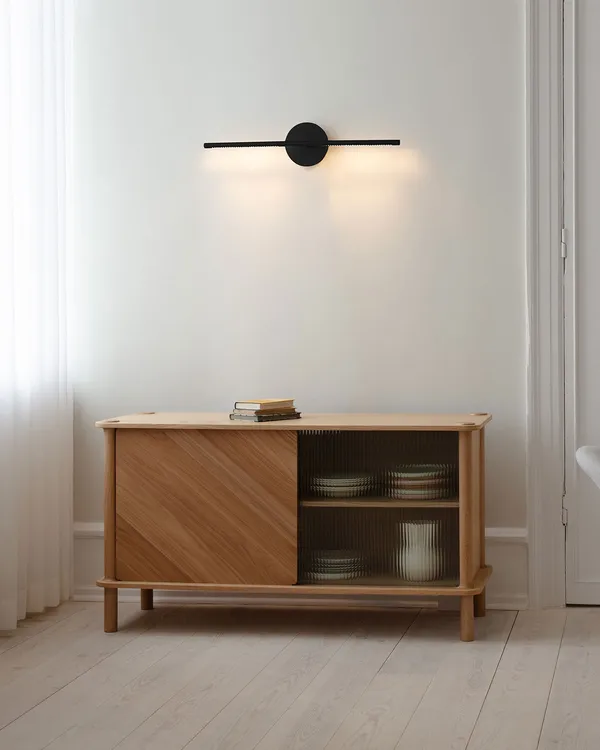 Omni Vegglampe Sort