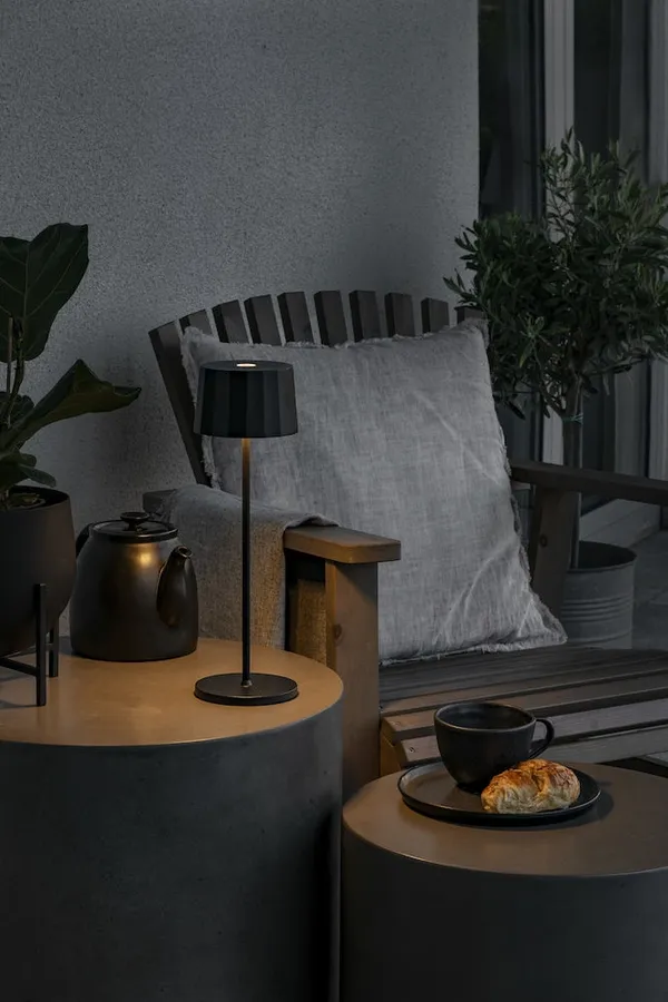 Positano Bordlampe Bærbar Sort