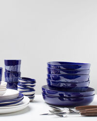 Feast Bowl 18 cm Dark Blue / White Striped