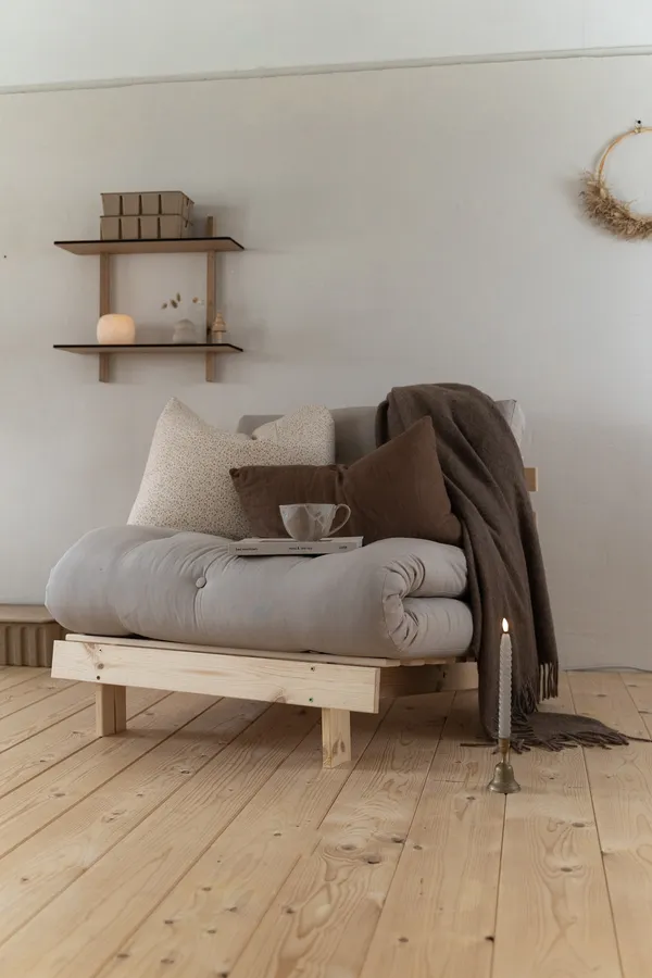 Roots 90 Loungefåtölj Furu / Beige