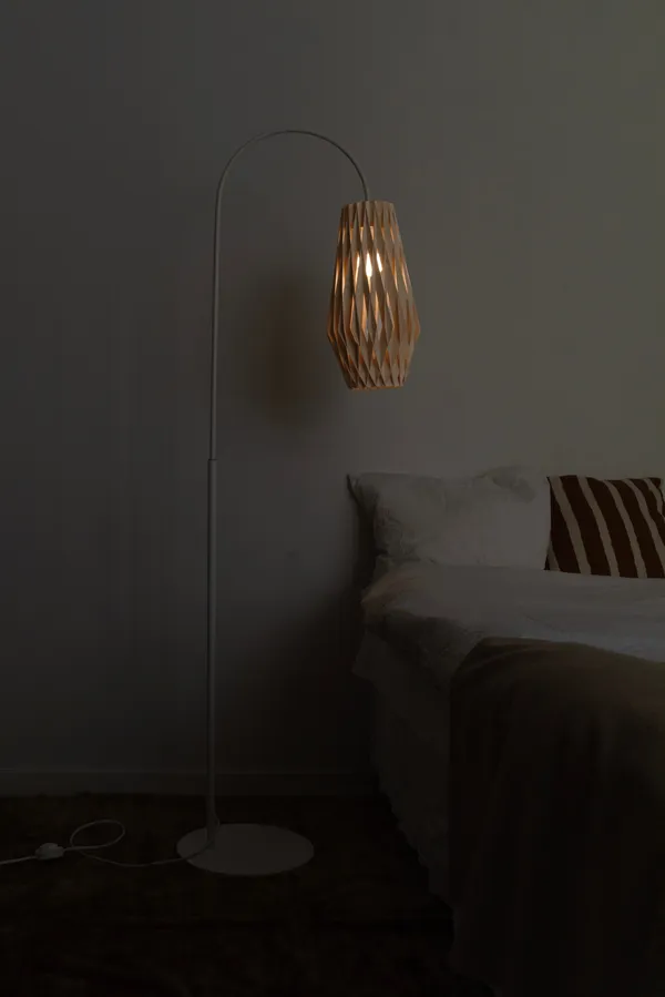 Signature 20/42 Gulvlampe Birk