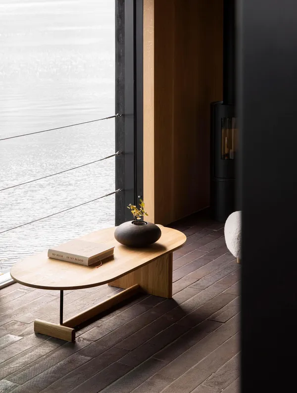 Koku Soffbord Ovalt H:42 cm Mattlackad Ek