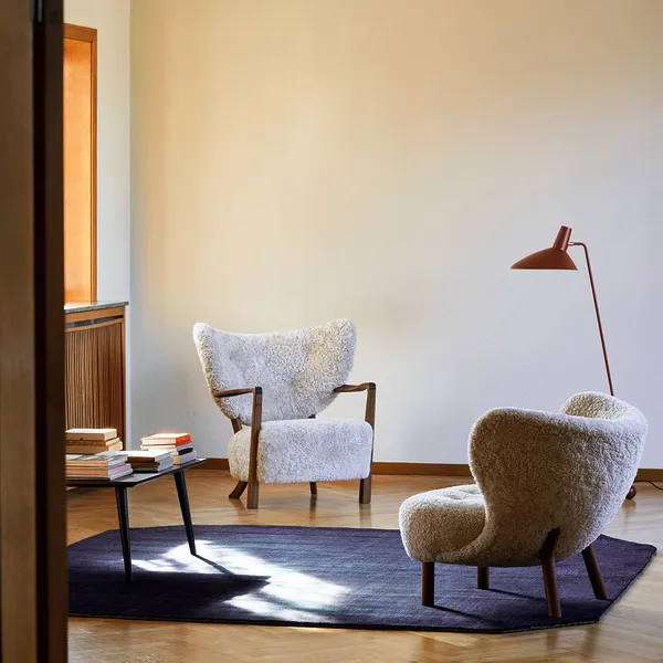 Wulff ATD2 Lounge-Tuoli Pähkinäpuu / Sheepskin Moonlight