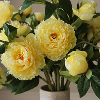 Yellow Peony Bukett
