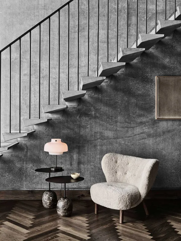 Little Petra VB1 Loungestol Fåreskind Moonlight / Valnød