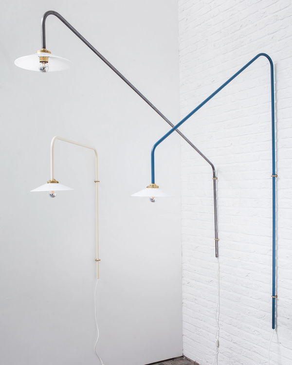 Hanging Lamp N°4 Seinävalaisin Sininen