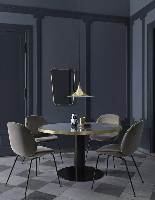Beetle Stol Black / Eros Concrete