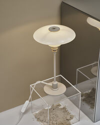 PH 2/1 Bordslampa Glossy Beige