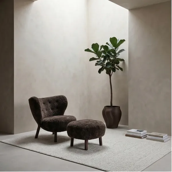 Little Petra VB1 Lounge Chair Set Sheepskin Espresso / Dark Stained Oak