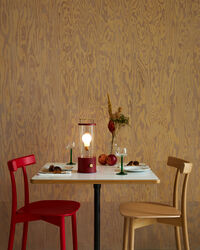 The Muse 2.0 Kannettava Valaisin Pomona Red