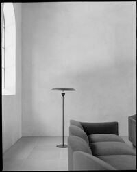 Kantarell Gulvlampe Sort