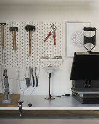PH 3/2 Bordslampa Glossy Burgundy