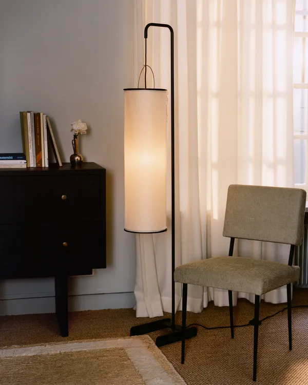 Silk Lantern Lattiavalaisin Natural White Silk / Musta