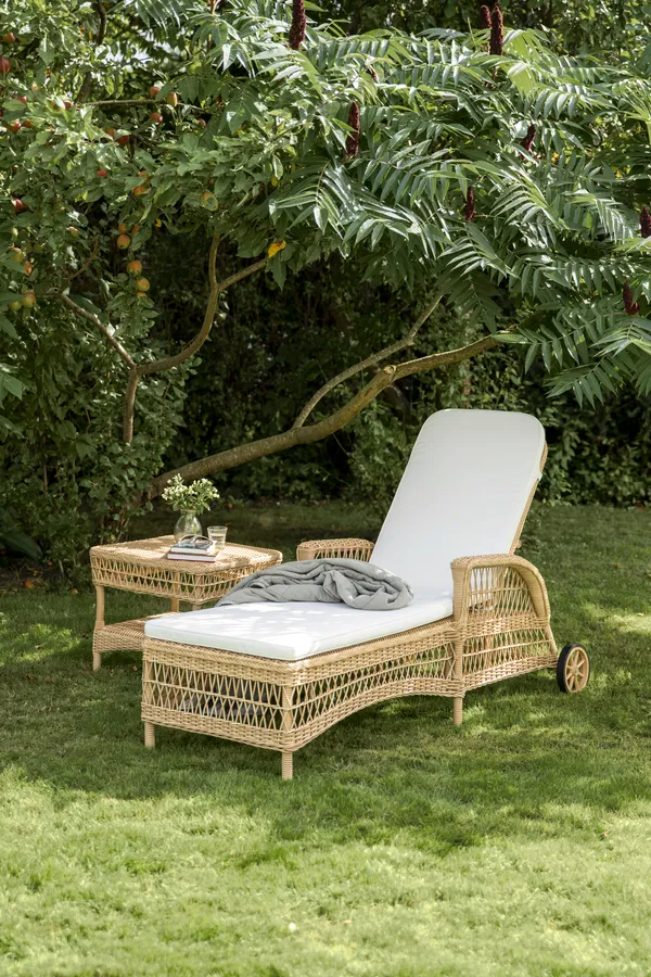 Susy Sidobord Outdoor Natur