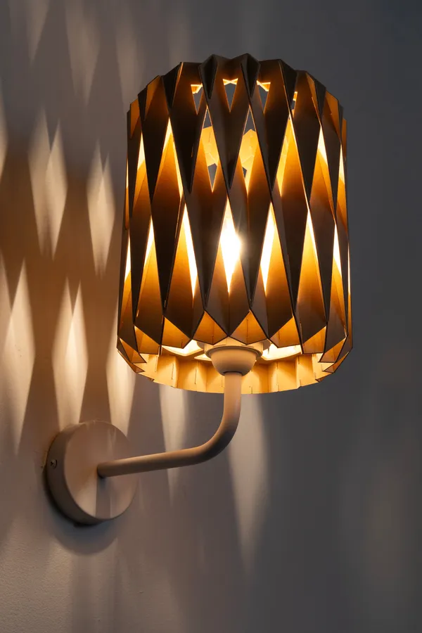 Signature 18 Vegglampe Bjørk