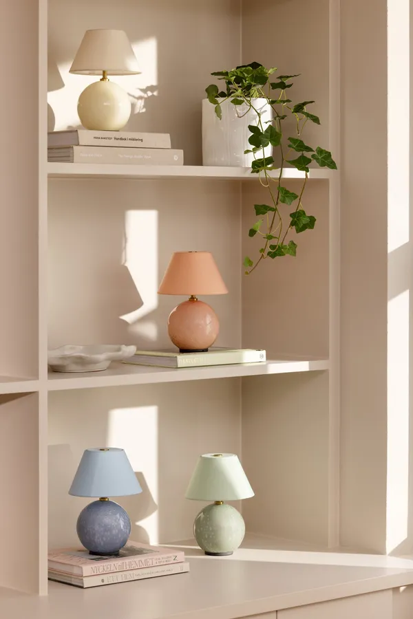 Iris 16 Bordlampe Bærbar Grønn