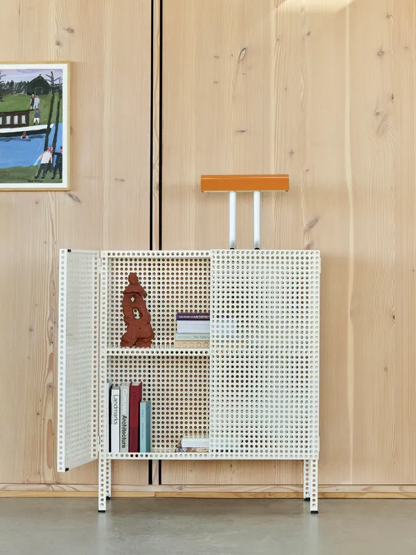 Perforated Skåp Medium Eggshell