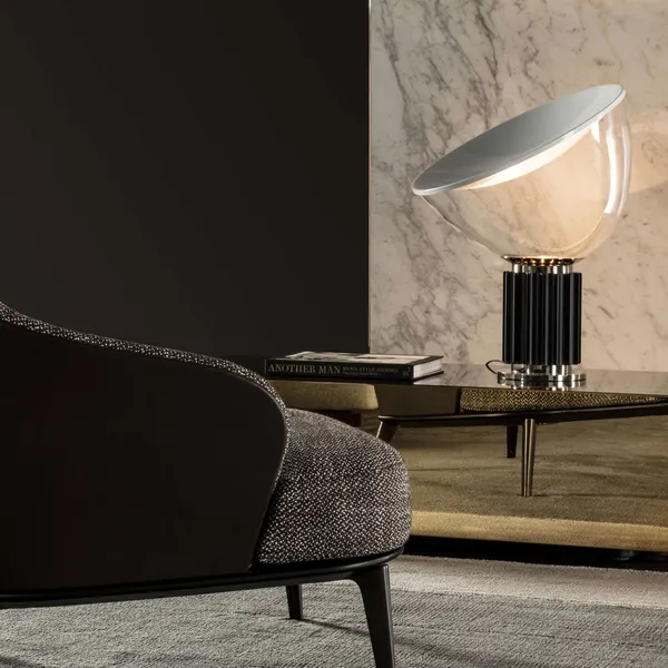 Taccia LED Table Lamp Bordlampe Bronsefarget