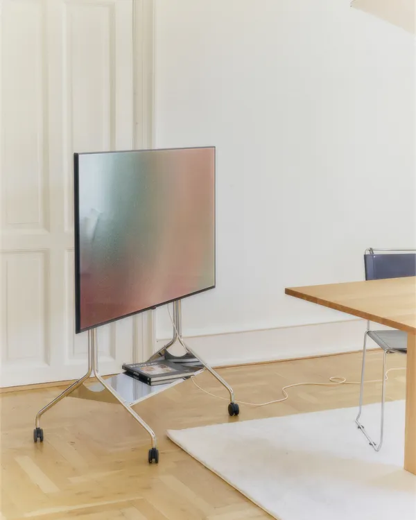 Moon Rollin' Tall Tv-Bord Krom