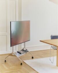 Moon Rollin' Tall Tv-Bord Krom