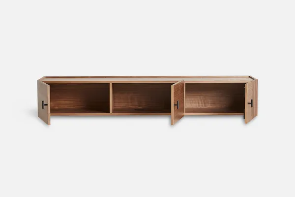 ARRAY Skjenk Lav / Vegg 150 cm Valnøtt