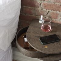 Valet Nattbord Røkt Eik