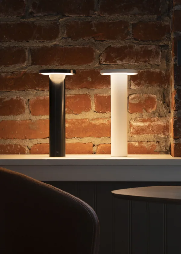 Luci Bordlampe Bærbar Sort