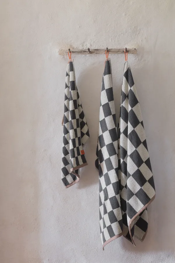 Retro Badehåndkle 70x133 cm Mørkegrå