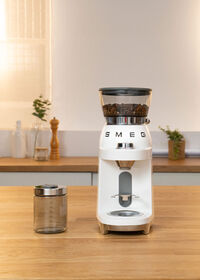 CGF03WHEU Kaffekvarn Vit