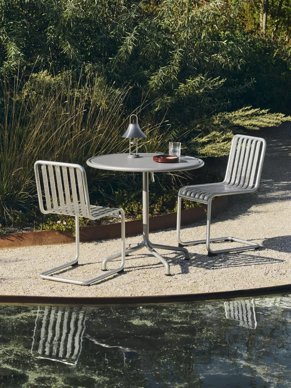 Palissade Cantilever Chair Hot galvanised steel