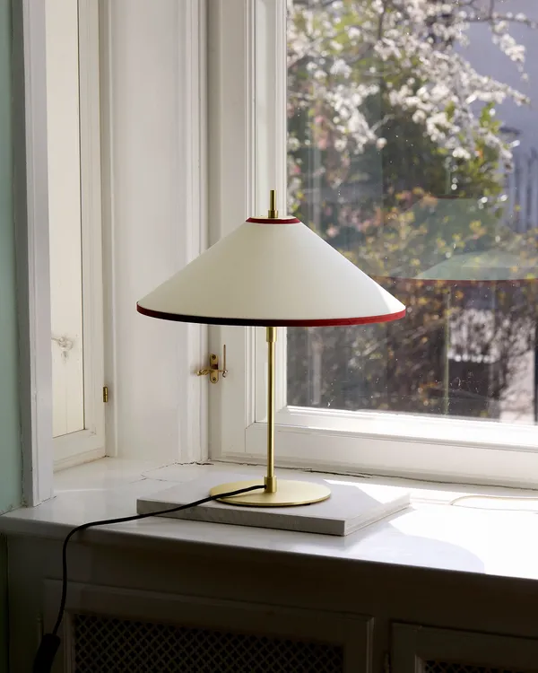 Tafta Bordlampe Ø40 cm Rød / Off-white