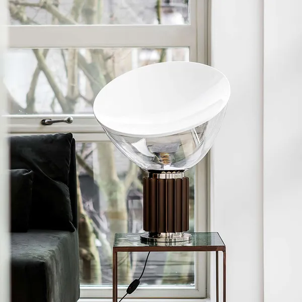 Taccia Small Bordlampe Bronsefarget