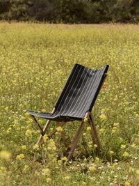 Outdoor Market Folding Chair Black With Beige Stripe