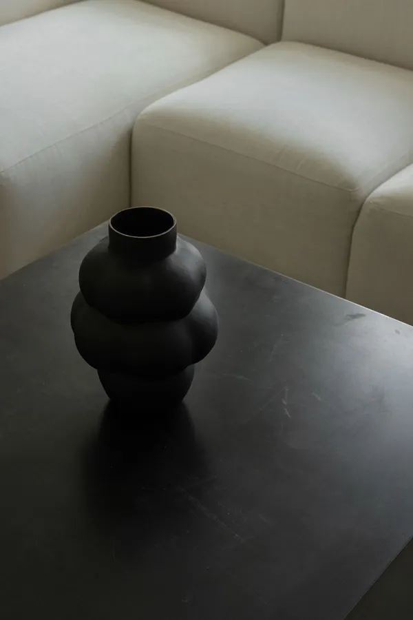 Balloon 04 Vase 32 cm Mud Brown